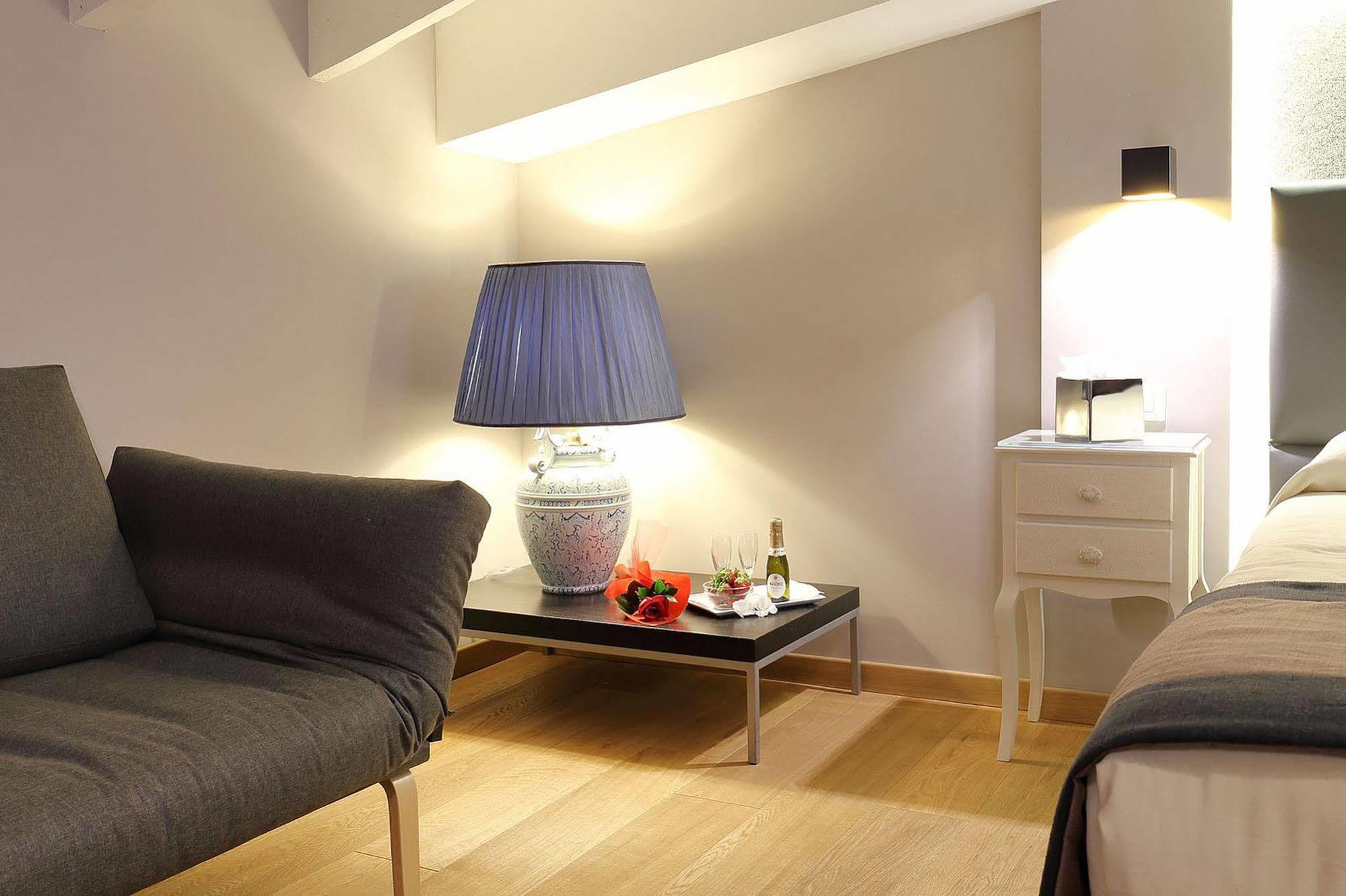 Antico Centro Suite Флоренция Экстерьер фото